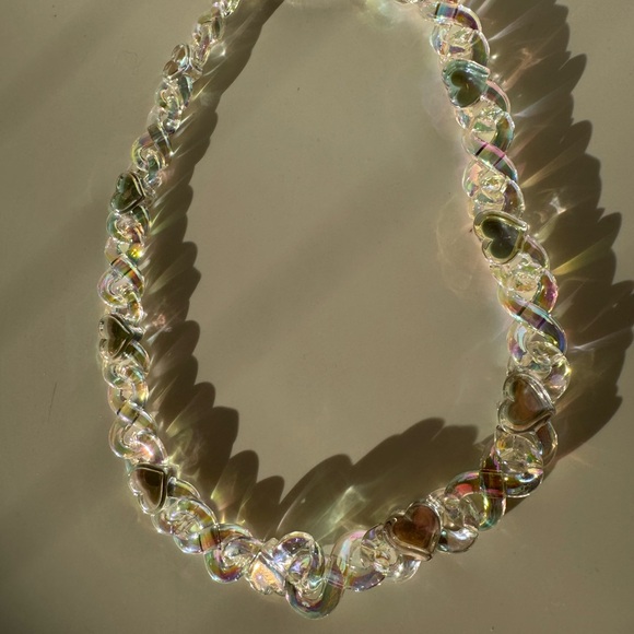 New resin Iridescent Heart Necklace - Picture 9 of 12